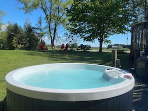 Baignoire à remous extérieure