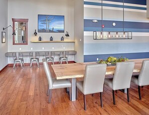Dining - Landing | Spectacular 2BD, Gym, Clubhouse (Marysville)