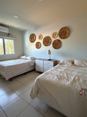 4 bedrooms, WiFi - Blue Sandals Beach House - Relax & Playa Sonsonate (acajutla)