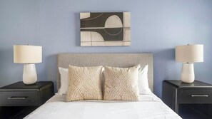 2 bedrooms, desk, iron/ironing board, WiFi