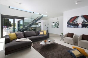 Living area - Villa Fasana 4 - luxury apartment with sea view and whirlpool, for 7 persons. (Fažana)
