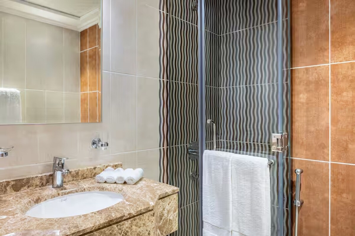 King Accessible Room
