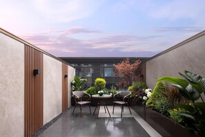 Room, 1 King Bed, Balcony (Guest) | View from room - Hilton Garden Inn Chengdu Huaxi Wuhou Shrine (Nanchong)