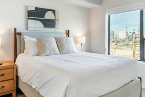 1 bedroom, desk, iron/ironing board, WiFi - Landing | Amazing 1BD in Granary District (Salt Lake City)