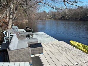 Property grounds - Greenwich Lakefront Estate -- Private Dock, Designer Kitchen & Panoramic Views (Greenwich)