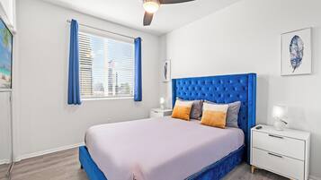 3 bedrooms, desk, iron/ironing board, free WiFi