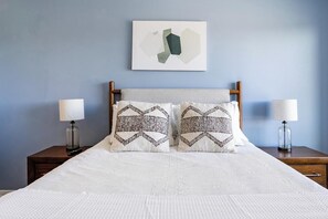 1 chambre, bureau, fer et planche à repasser, Wi-Fi