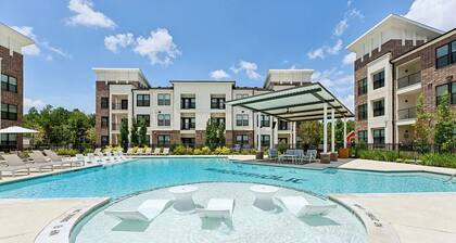 Landing | Amazing 2BD, Clubhouse, Pool