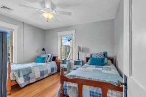 4 makuuhuonetta, Wi-Fi, vuodevaatteet