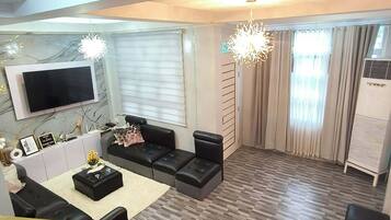 Casa, 4 habitaciones, para fumadores, balcón | Sala de estar