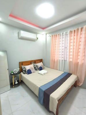 บ้านพัก, 4 ห้องนอน, สูบบุหรี่ได้, ระเบียง | 4 ห้องนอน