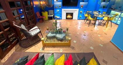 Penthouse with sea view, colonial center with super large balcony.