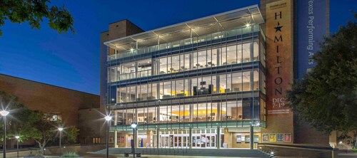 Luxury Hidden Retreat: Steps to UT Stadium/Moody/Bass Hall + Free Pkg