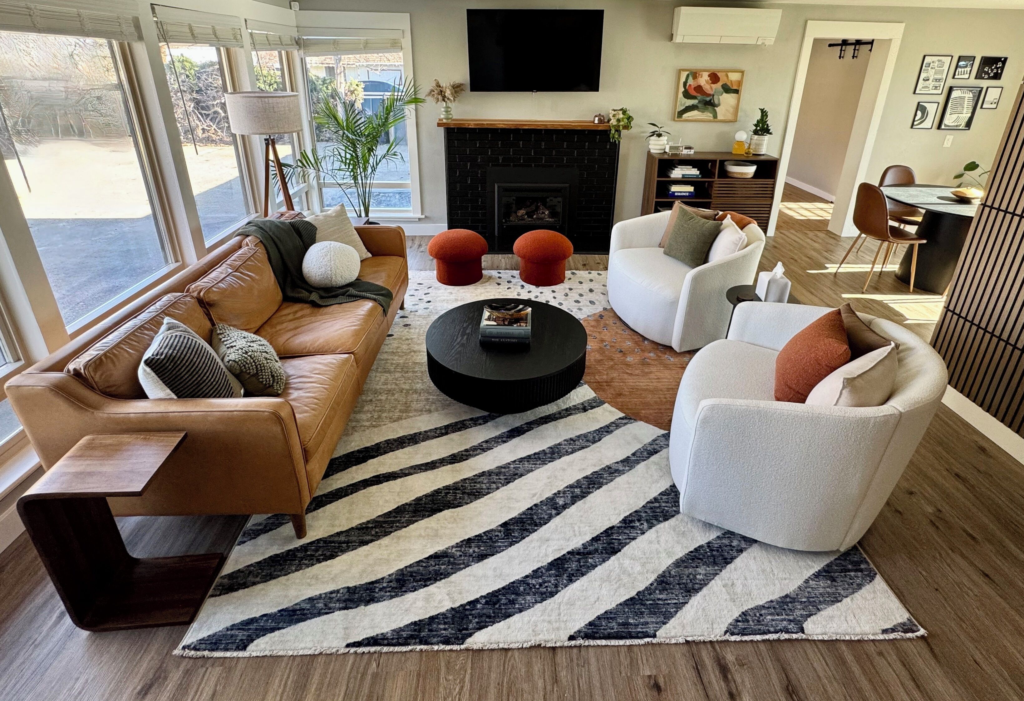 Smart-TV, Kamin, Drucker