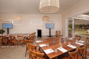 Meeting facility - Emma's Cottage Vineyard (Lovedale)