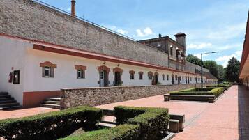 Standard Quadruple Room | Terrace/patio