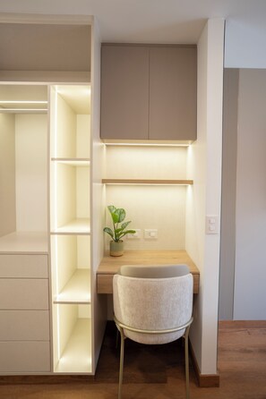 Interior -  Miraflores Prime Apartment-3 blocks to Kennedy Park (Miraflores)