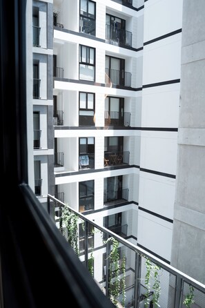 Interior -  Miraflores Prime Apartment-3 blocks to Kennedy Park (Miraflores)