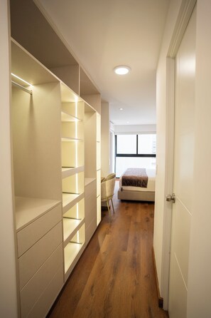 Interior -  Miraflores Prime Apartment-3 blocks to Kennedy Park (Miraflores)