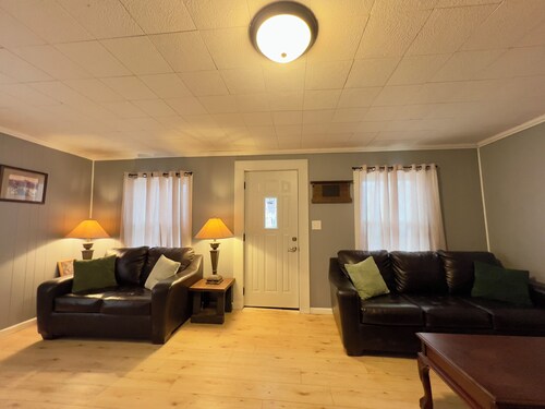 3-bedroom house in Saint Mary's