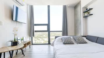 2 slaapkamers, een bureau, een strijkplank/strijkijzer, wifi