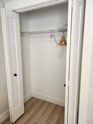 Interior - Mideh's Place (Dieppe)
