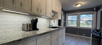 Fantastic 3-bedroom house with AC in friendly Wichita neighborhood