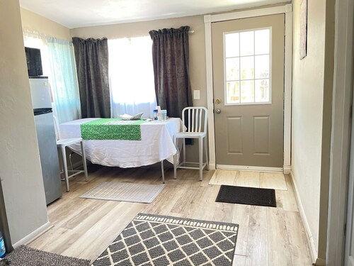  Spacious & Peaceful bedroom suite with Kitchenette in charming Lake Montezuma.