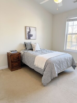 1 chambre, bureau, Wi-Fi gratuit, draps fournis