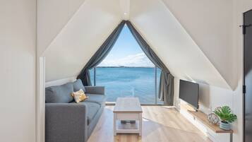 Luxury Cabin, 1 Bedroom | Living area