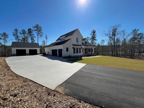 Masters Executive Retreat Pool + Outdoor Fireplace Sleeps 12