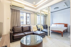 Internet, bed sheets - 1-bedroom apartment in amazing in BGC -9c (taguig)