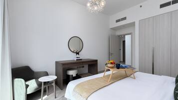 1 chambre, coffres-forts dans les chambres, fer et planche à repasser