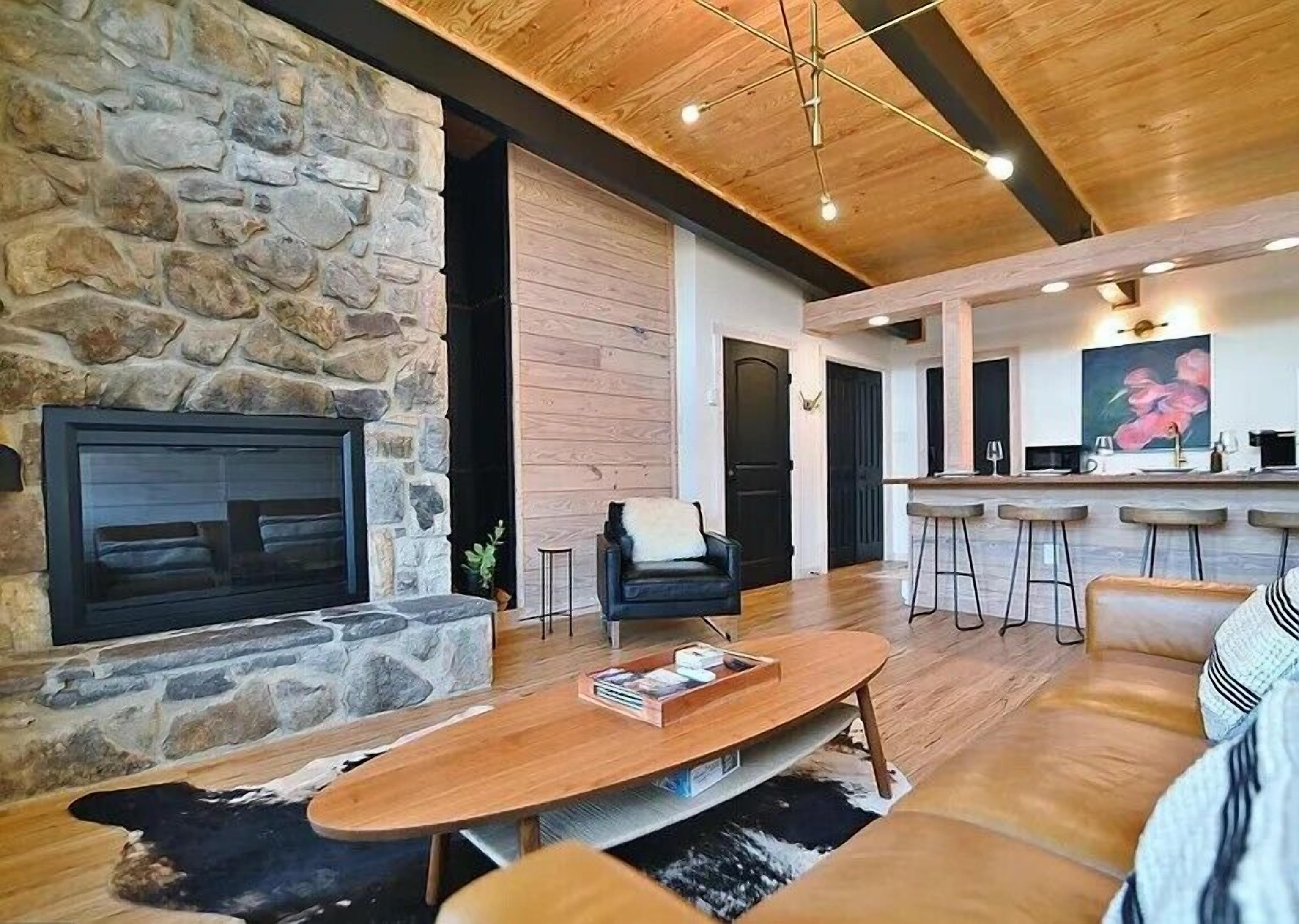 TV connectée, cheminée