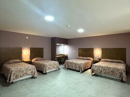 Quadruple Room | WiFi, wheelchair access