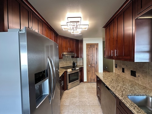 A&C WINDWARD COTTAGE # 2