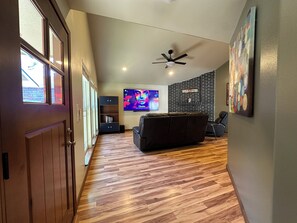 تلفزيون، مدفأة