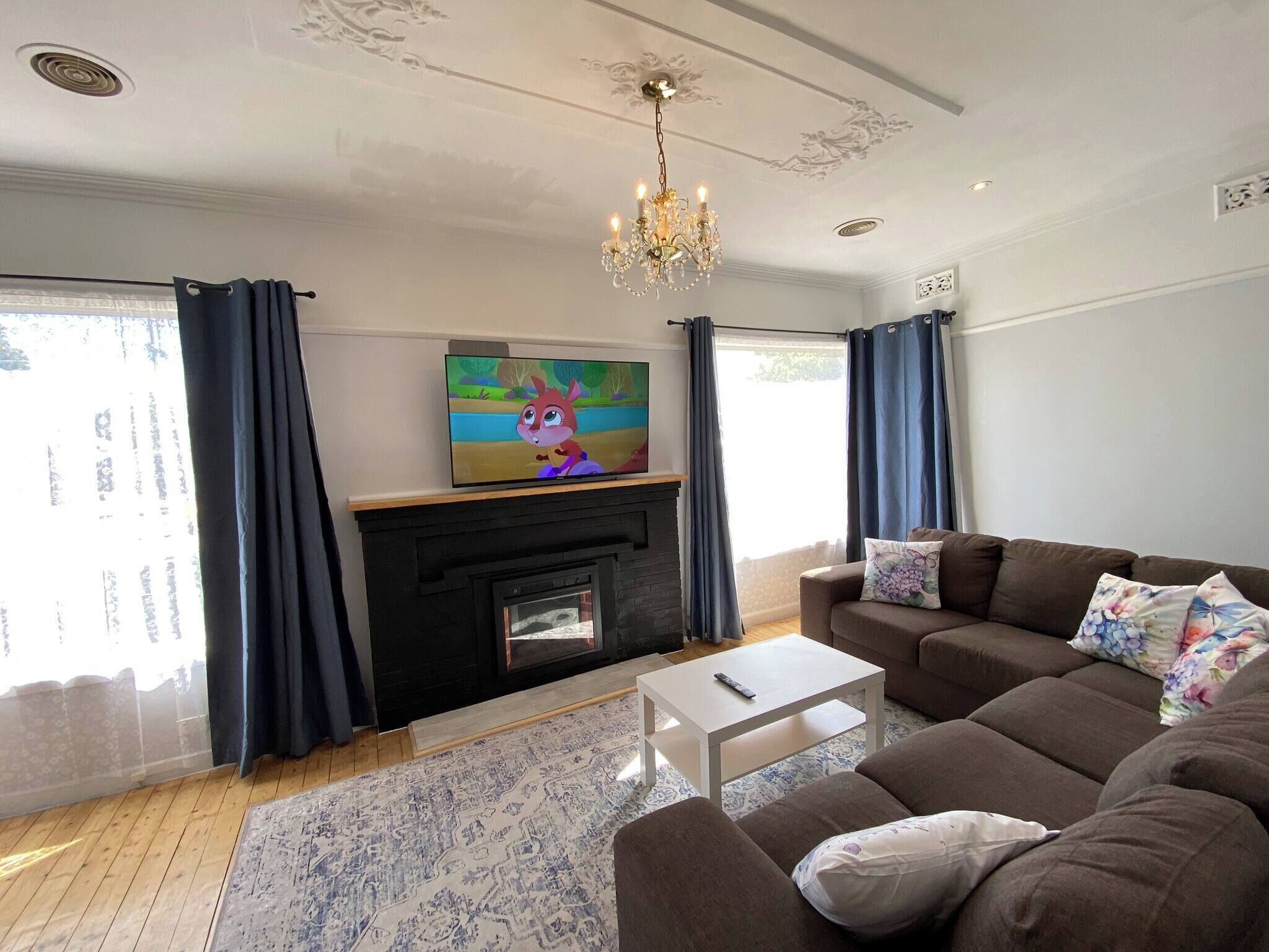 House, 3 Bedrooms, Smoking | Living room