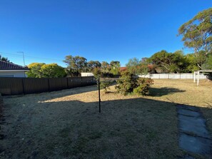 House, 3 Bedrooms, Smoking | Garden - Central 1940s Bendigo Home Hamptons Heritage Reno (Bendigo)