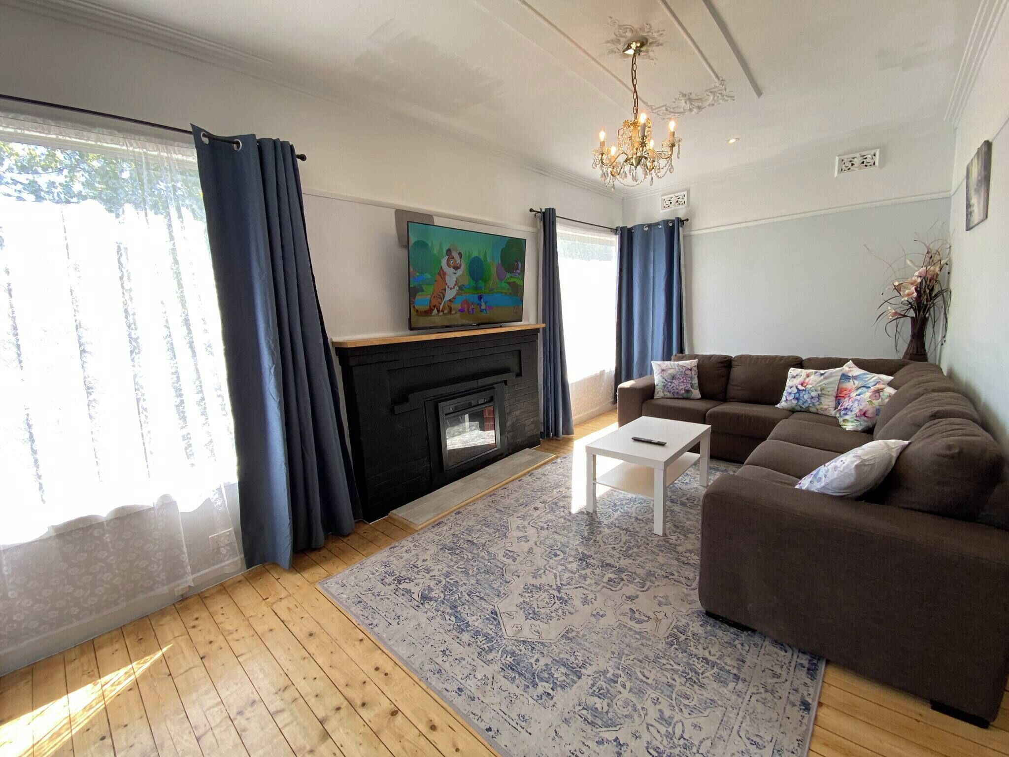 House, 3 Bedrooms, Smoking | Living room