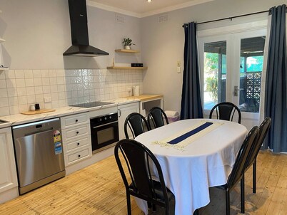 Central 1940s Bendigo Home Hamptons Heritage Reno