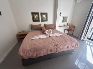 Unclassified image, 3 of 22, button - Arch Club Patong (Tambon Patong)