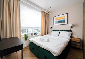 Iron/ironing board, WiFi, bed sheets - Siekierki Malachite Apartment (Warszawa)