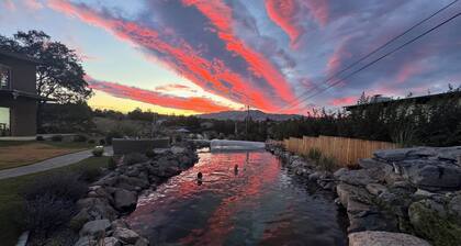 Reno Oasis Getaway Suite & Tahoe Base Camp