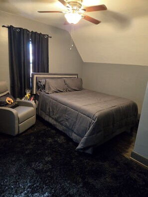 1 bedroom, iron/ironing board, free WiFi, bed sheets