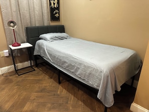 1 bedroom, Internet, bed sheets