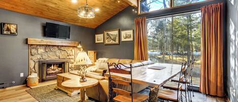 Smart-TV, peis, fotballspill og bordtennis