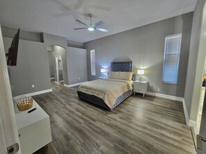 3 bedrooms, iron/ironing board, WiFi, bed sheets