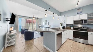 Fridge, microwave, oven, stovetop - Shores of Panama 1918-Your Perfect Beach Getaway Starts Here (Panama City Beach)