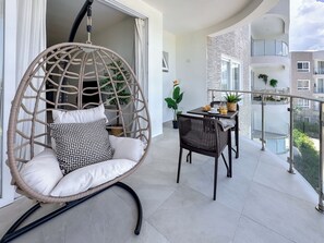 Outdoor dining - Gorgeous 2 Bedroom Condo in Bavaro (Punta Cana)
